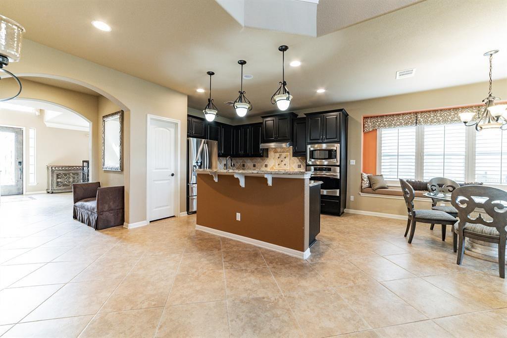 12301 Fairway Cove in Austin, TX - Foto de edificio