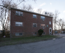 Ravenswood Apartments in Philadelphia, PA - Foto de edificio - Building Photo