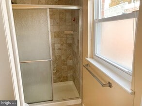 7615 Algon Ave in Philadelphia, PA - Building Photo - Building Photo