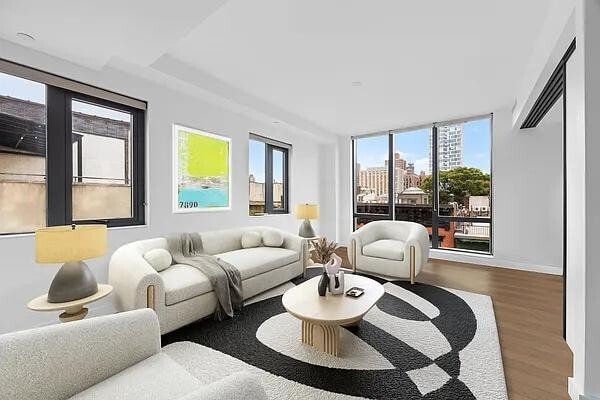 150 Rivington St in New York, NY - Building Photo - Building Photo