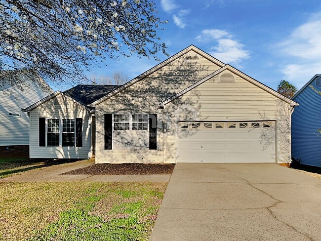 property at 7 Greyleaf Ct