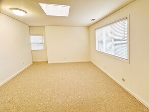 250 Edgewood Ave in Mill Valley, CA - Building Photo - Building Photo