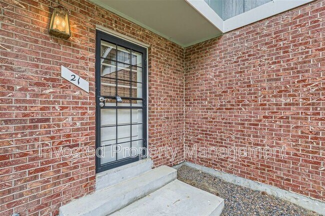 10208 E Jewell Ave in Denver, CO - Building Photo - Building Photo