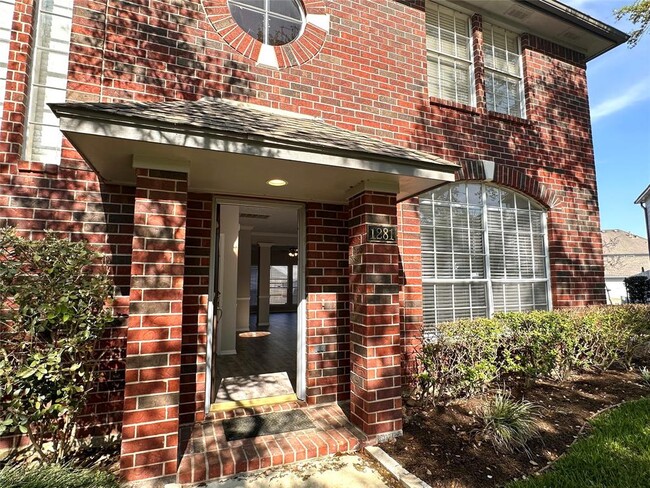 1281 El Camino Village Dr in Webster, TX - Building Photo - Building Photo