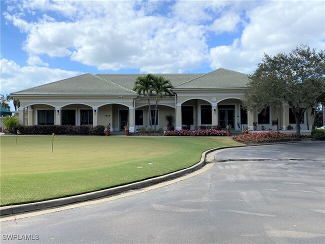 2720 Cypress Trace Cir