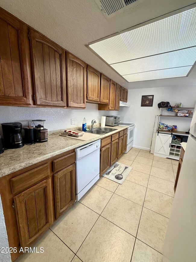 1510 E 26th Ln in Apache Junction, AZ - Building Photo - Building Photo