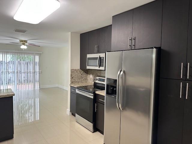 13827 SW 102nd Terrace in Miami, FL - Building Photo - Building Photo