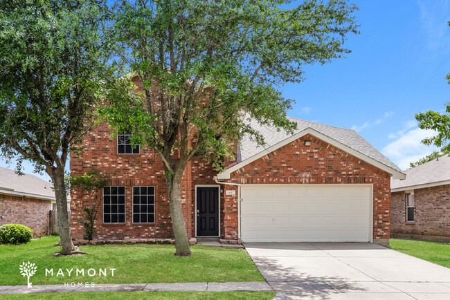 property at 1117 W Cottonwood Dr