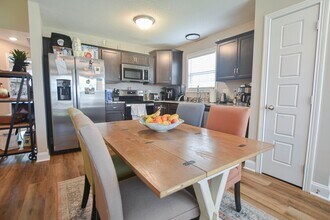 410 Irish Hls Dr in Clarksville, TN - Building Photo - Building Photo