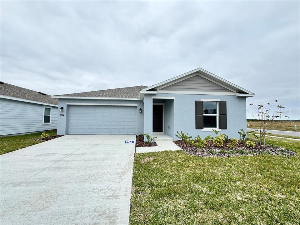 1649 Teagan Ln in Winter Haven, FL - Building Photo