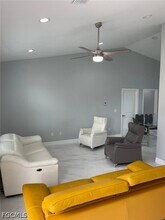 132 SW 9th Ave in Cape Coral, FL - Building Photo - Building Photo