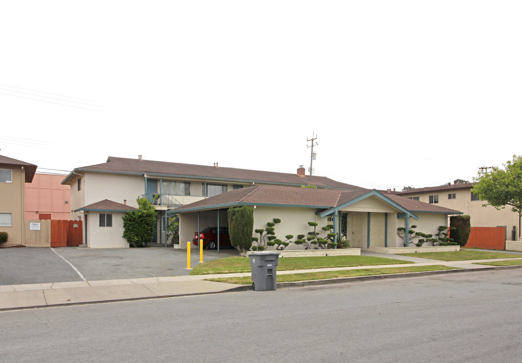 1026 Lupin Dr in Salinas, CA - Building Photo