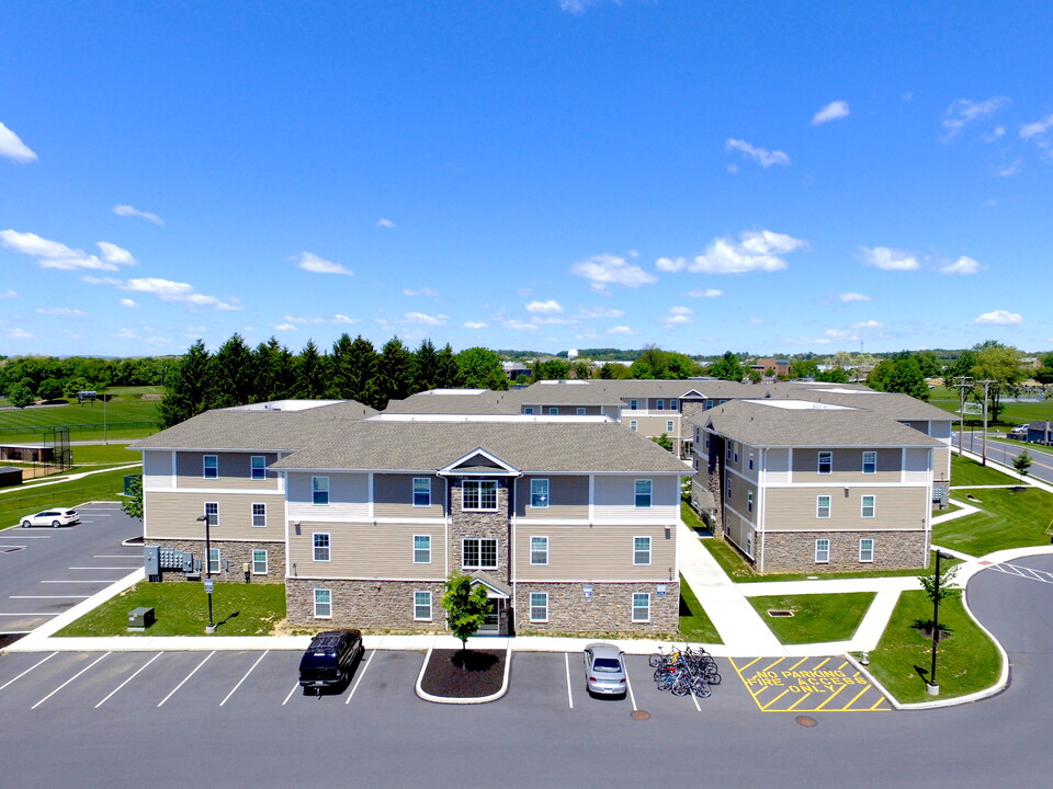 Campus Heights in Middletown, PA - Building Photo