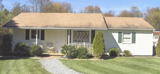 property at 1225 Thomas Ln