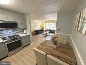 27 Gilpin Ct in Trenton, NJ - Building Photo - Building Photo