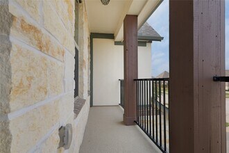 6026 Lake Bridge Ln in Manvel, TX - Foto de edificio - Building Photo