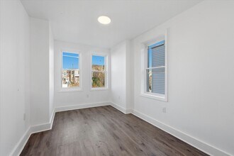 2806 Boudinot St in Philadelphia, PA - Building Photo - Building Photo