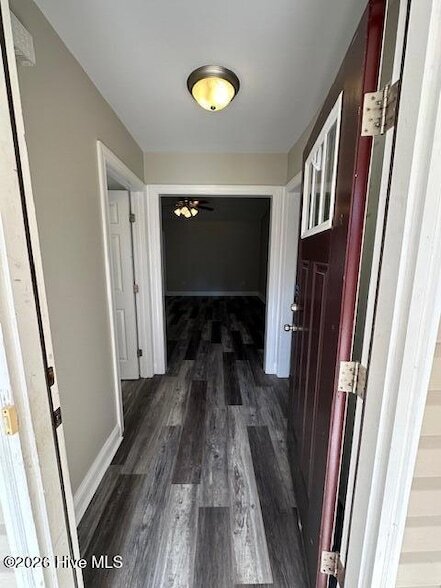 305 Falcon Bridge Dr in New Bern, NC - Building Photo - Building Photo