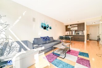 10 Regent St in Jersey City, NJ - Building Photo - Building Photo