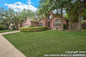 1610 Adobe Square Dr in San Antonio, TX - Building Photo - Building Photo