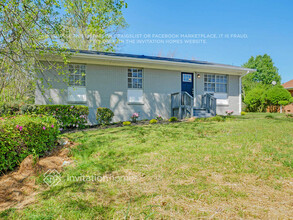 4085 Brewer Dr SW in Atlanta, GA - Building Photo - Building Photo