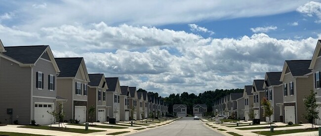 460 Red Poll Wy in Columbia, SC - Foto de edificio - Building Photo