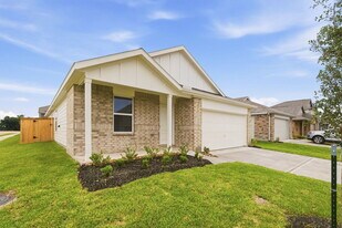 17334 Glacier FRST in Crosby, TX - Building Photo
