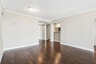 2870 Pharr Ct S Northwest in Atlanta, GA - Building Photo - Building Photo