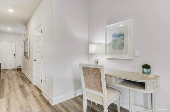4083 Pendragon Cir in Milton, FL - Building Photo - Building Photo