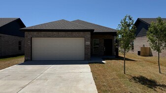 6640 Pepperdine Dr in Amarillo, TX - Building Photo