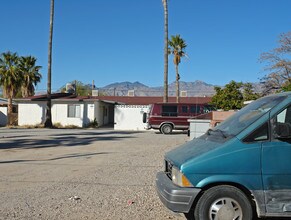 5735-5747 E 28th St in Tucson, AZ - Building Photo - Building Photo