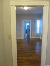 42 Glenwood Rd in Somerville, MA - Foto de edificio - Building Photo