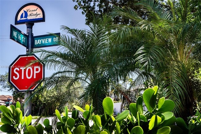 property at 1529 Bayview Dr