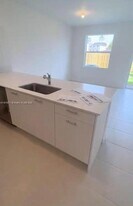 12147 NW 23rd Ct in Miami Shores, FL - Building Photo