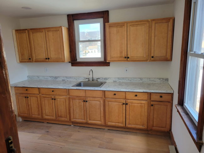 306 Chestnut St in Blakely, PA - Building Photo - Building Photo