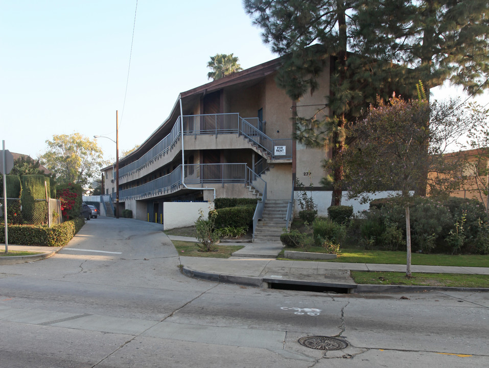 277 S Avenue 52 in Los Angeles, CA - Building Photo