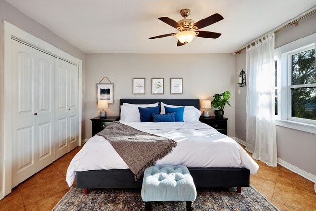 4350 Summit Dr in La Mesa, CA - Building Photo - Building Photo