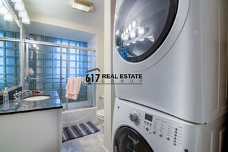 448 Park Dr in Boston, MA - Foto de edificio - Building Photo