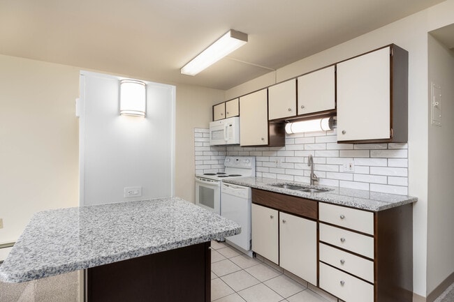 The Apartments on Second Street in Cuyahoga Falls, OH - Foto de edificio - Interior Photo