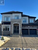 69 Smokey Holw Pl in Hamilton, ON - Building Photo