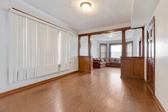 723 N Trumbull Ave-Unit -2 in Chicago, IL - Building Photo - Building Photo