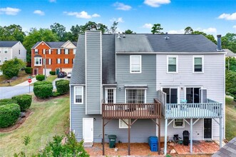 1804 Barrington Overlook in Marietta, GA - Foto de edificio - Building Photo