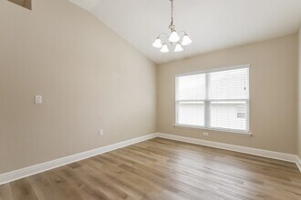 706 Chelsea Ave, Unit 09-0936 in Fruitland Park, FL - Foto de edificio - Building Photo