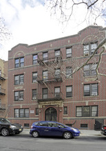 3407 32nd St in Astoria, NY - Foto de edificio - Building Photo