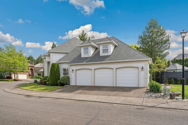 2284 NW Wheatfield Way in Portland, OR - Building Photo - Building Photo