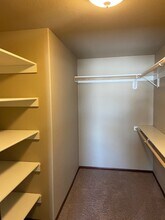 1780 E Calgary Ave in Bismarck, ND - Building Photo - Building Photo