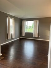 1134 Draper Rd in McHenry, IL - Building Photo - Building Photo