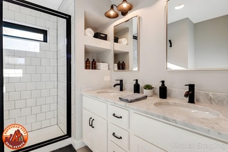 613 Salem Heights Ln in Swannanoa, NC - Building Photo - Building Photo