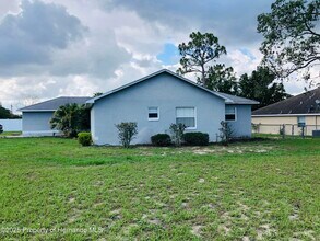 11160 Leland St in Spring Hill, FL - Building Photo - Building Photo