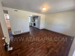 461 Locust St in Sandy, UT - Building Photo - Building Photo